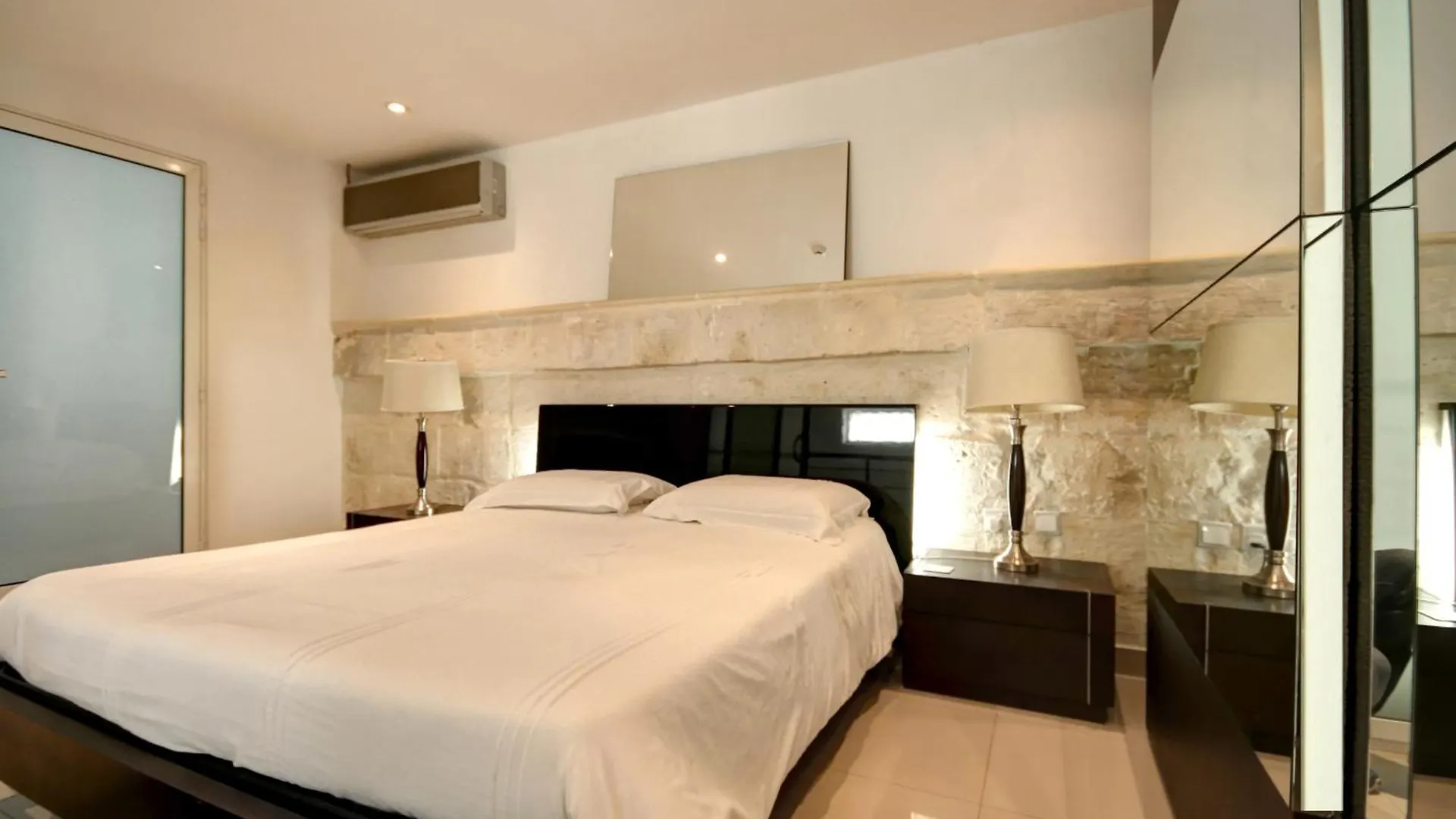 Old Mint No2 Apartment Valletta